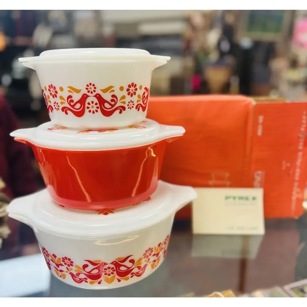 Pyrex Friendship 480-45 3 Casserole Set 473 474 475 NEW WITH BOX White Covers